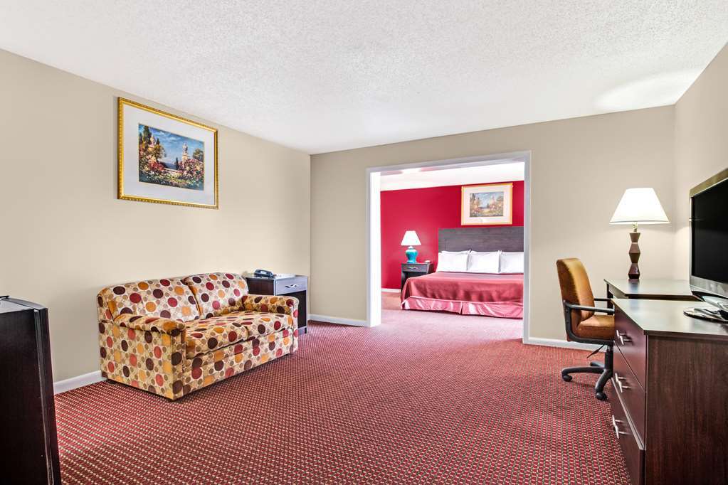 Ramada By Wyndham Murfreesboro Interior photo