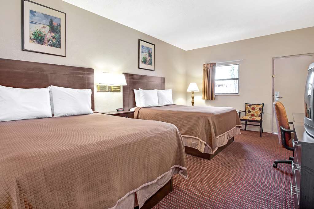 Ramada By Wyndham Murfreesboro Room photo
