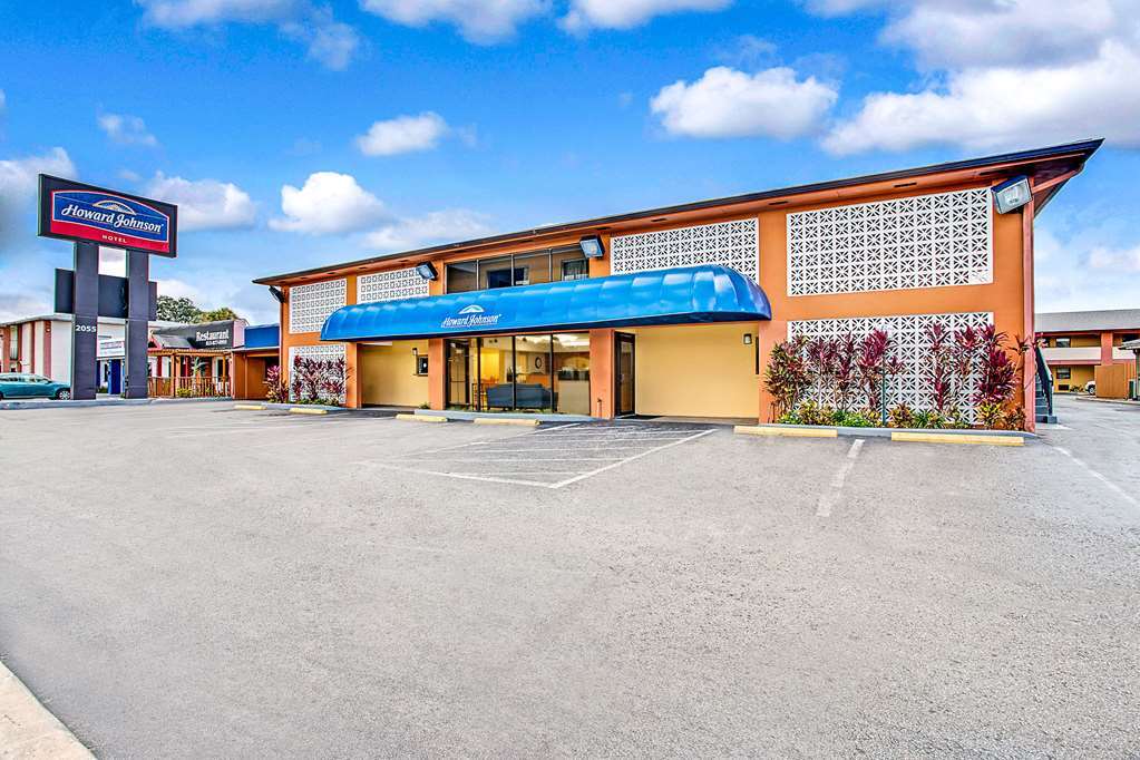 Ramada By Wyndham Murfreesboro Exterior photo